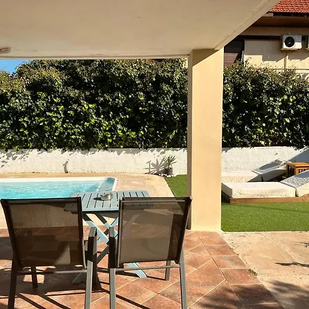 Pool Lagonisi 5min From